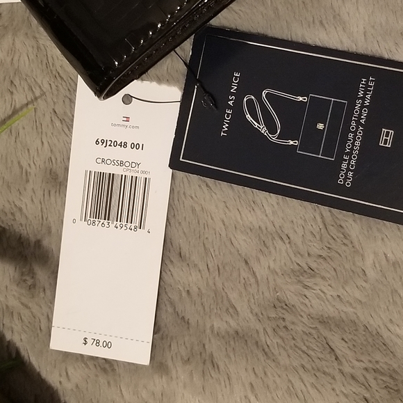 Tommy Hilfiger Black Crossbody and Wallet - Picture 5 of 6